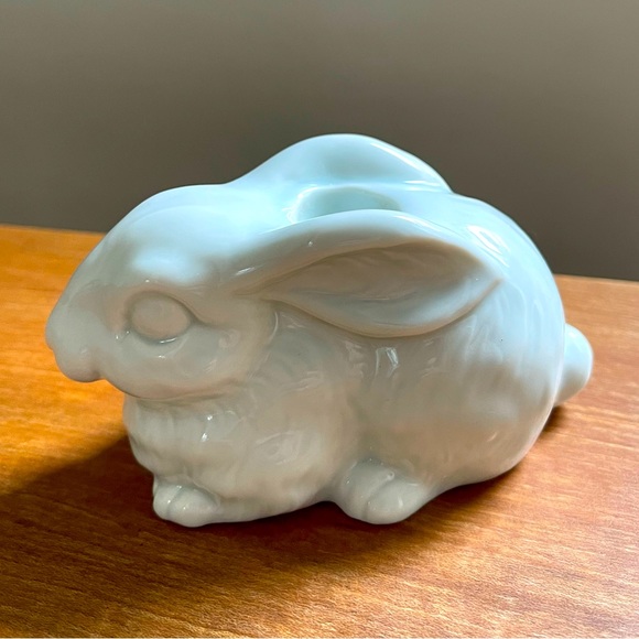Takahashi Other - Vintage Takahashi Ceramic 5" White Bunny Rabbit Pillar Candle Holder